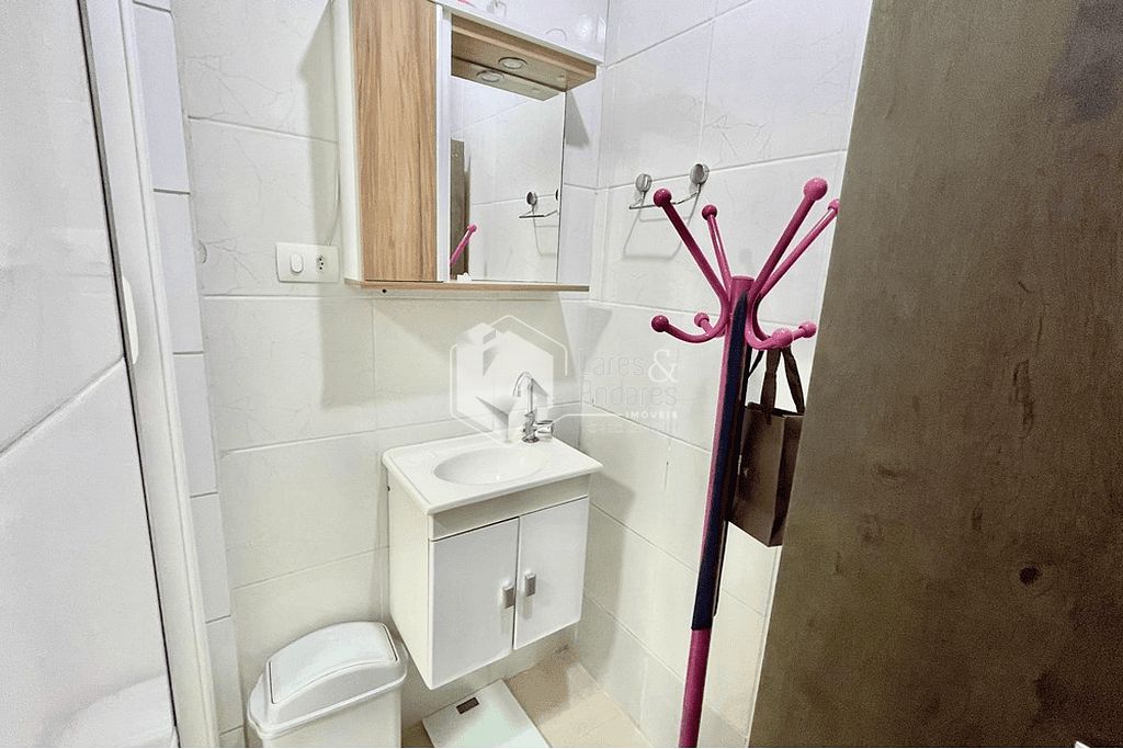 Casa à venda com 5 quartos, 309m² - Foto 11