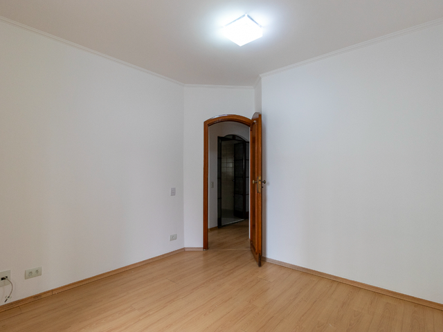 Foto do Apartamento - Apartamento à venda 3 Quartos 1 Suite 2 Vagas 172M² Moema São Paulo - SP | Lares e Andares Imóveis