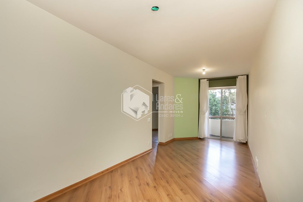 Apartamento à venda com 2 quartos, 64m² - Foto 1