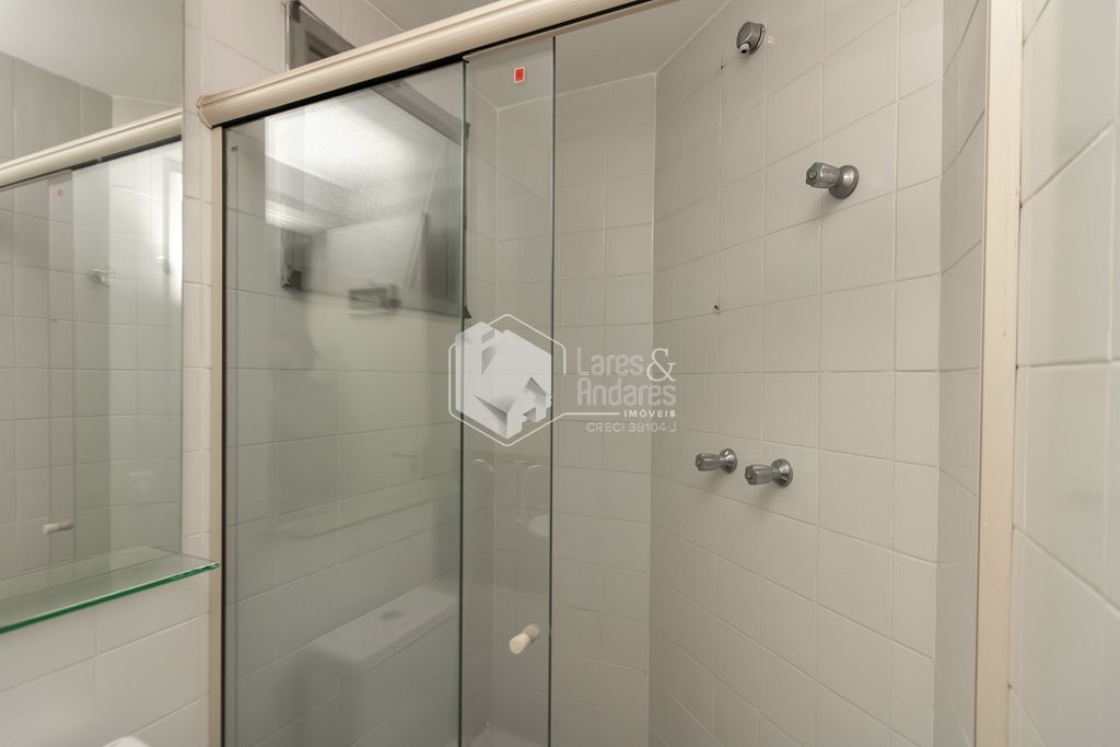 Apartamento à venda com 2 quartos, 64m² - Foto 17