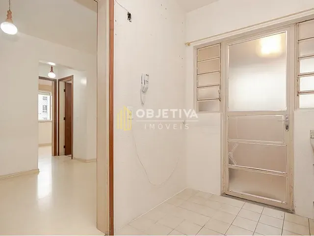 Apartamento 2 quartos e 1 banheiro, à venda, no bairro Partenon em Porto Alegre