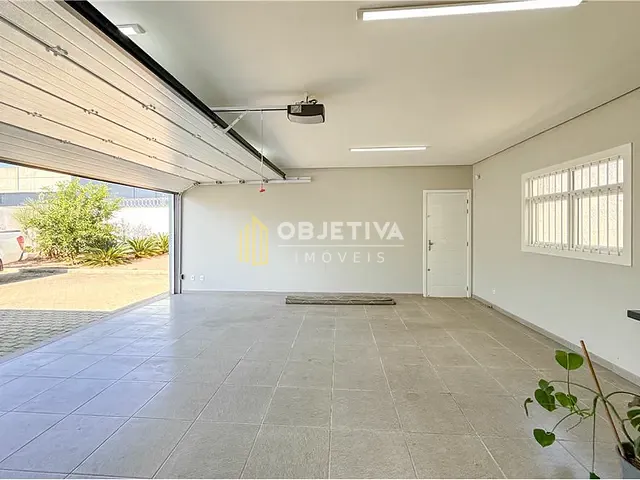 Casa 3 quartos e 4 banheiros, à venda, no bairro Estância Velha em Canoas