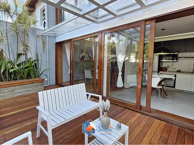 Casa 3 quartos e 9 banheiros, à venda, no bairro Jardim Prudência em São Paulo
