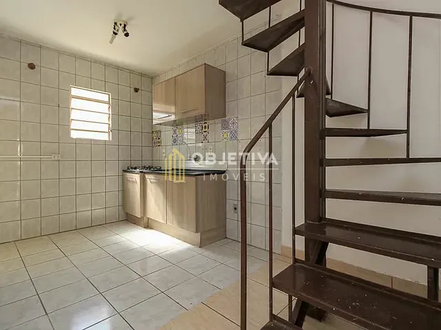Casa 3 quartos e 2 banheiros, à venda, no bairro Vila Nova em Porto Alegre