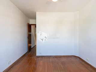 Foto do Casa-Casa em Condomínio à venda 3 Quartos 3 Suites 2 Vagas 220M² Instituto de Previdência São Paulo - SP