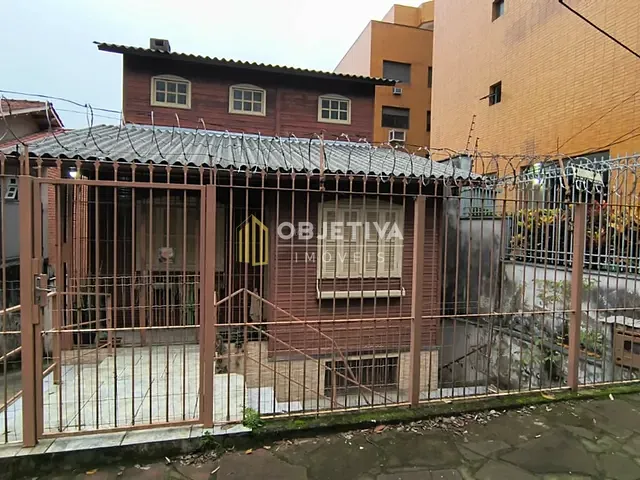 Terreno à venda, no bairro Petrópolis em Porto Alegre