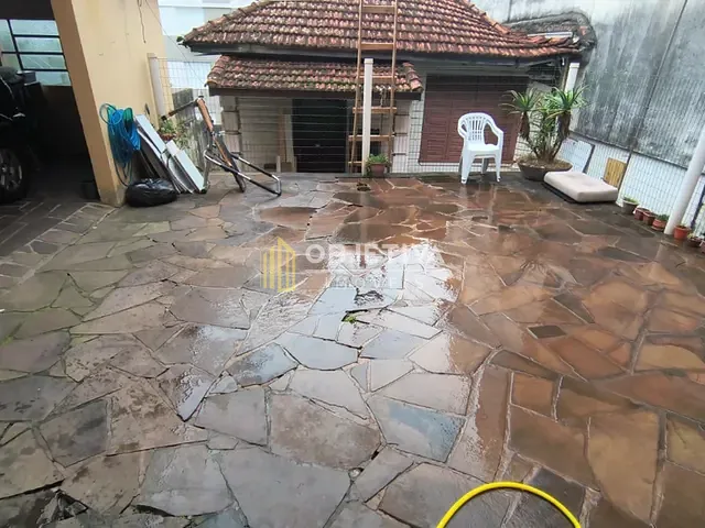 Terreno à venda, no bairro Petrópolis em Porto Alegre