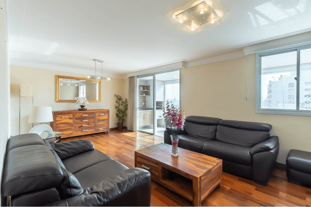 Apartamento à venda 4 Quartos 3 Suites 2 Vagas 143.25M² Indianópolis São Paulo - SP