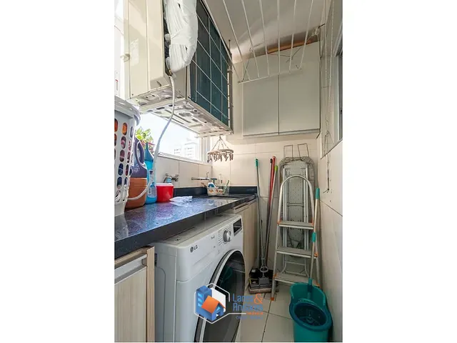 Apartamento 3 quartos e 2 banheiros, à venda, no bairro Aclimação em São Paulo