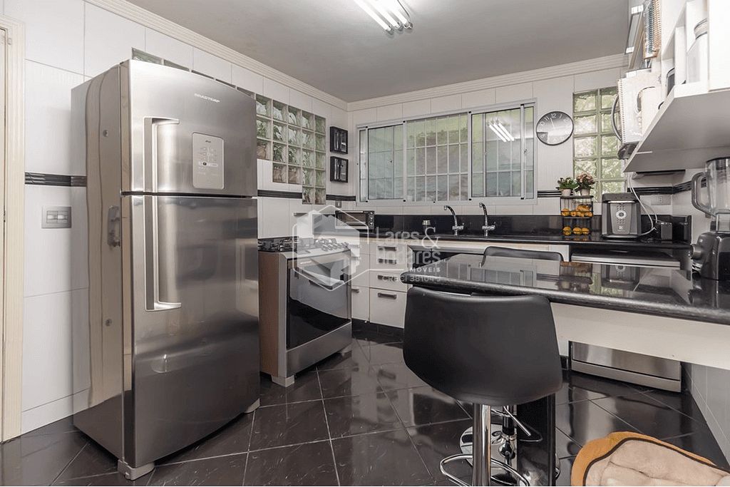 Casa à venda com 3 quartos, 174m² - Foto 37