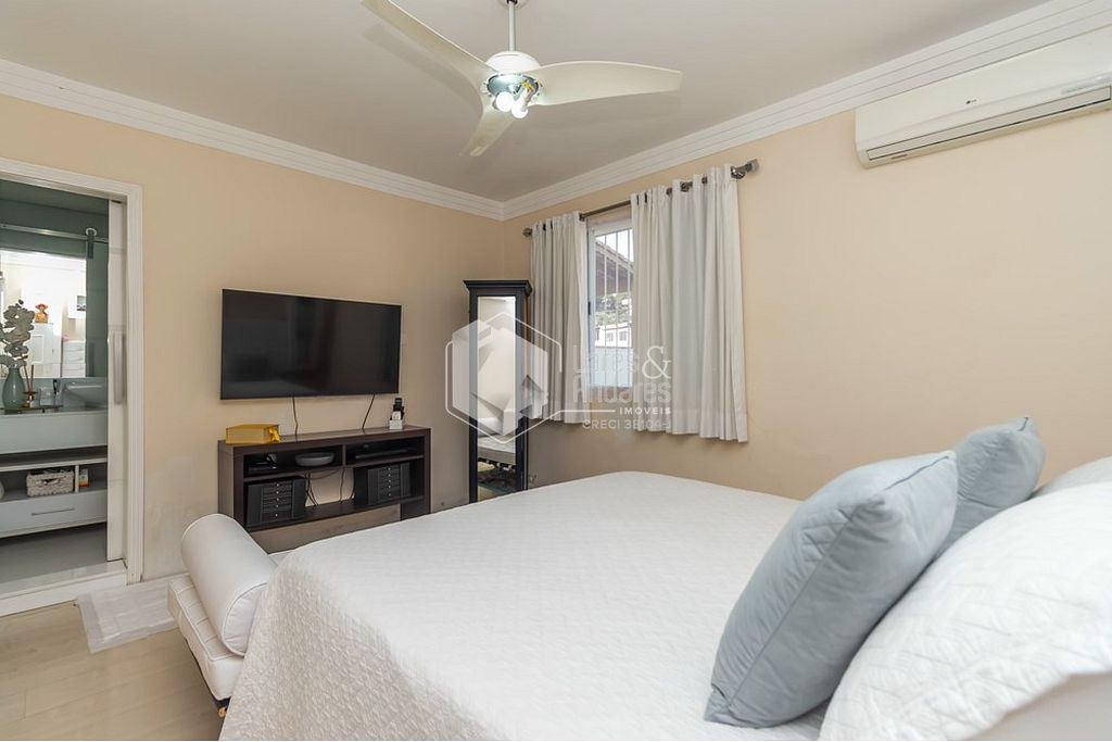 Casa à venda com 3 quartos, 174m² - Foto 41
