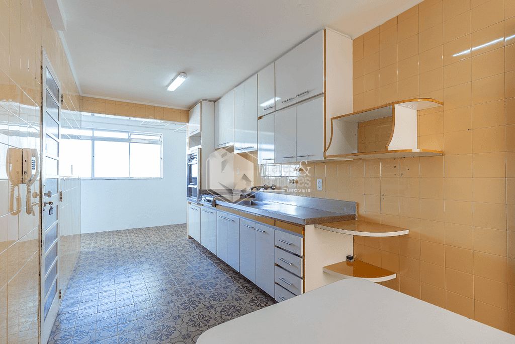 Apartamento à venda com 3 quartos, 121m² - Foto 31