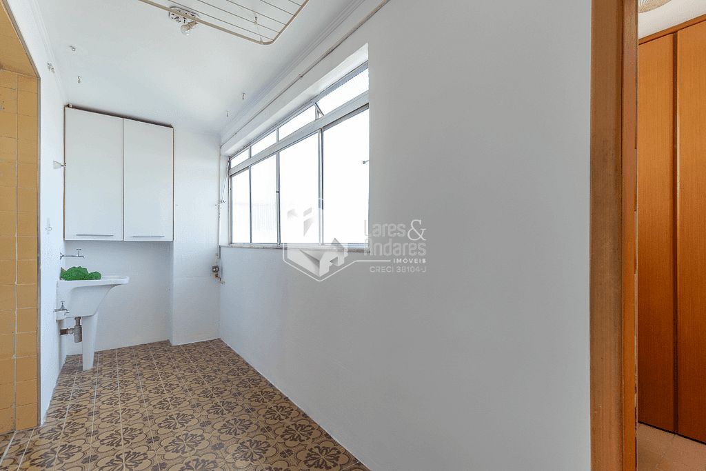 Apartamento à venda com 3 quartos, 121m² - Foto 8