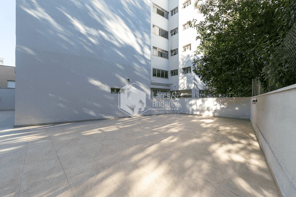 Apartamento à venda com 3 quartos, 121m² - Foto 15