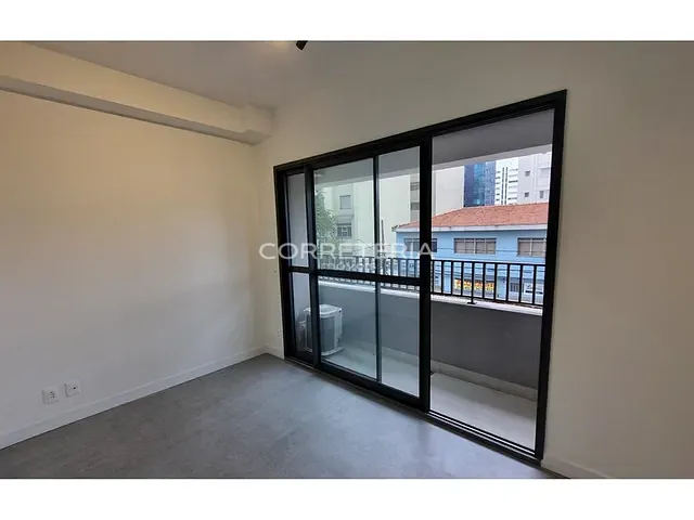 Apartamento 1 quarto e 1 banheiro, à venda, no bairro Vila Cordeiro em São Paulo