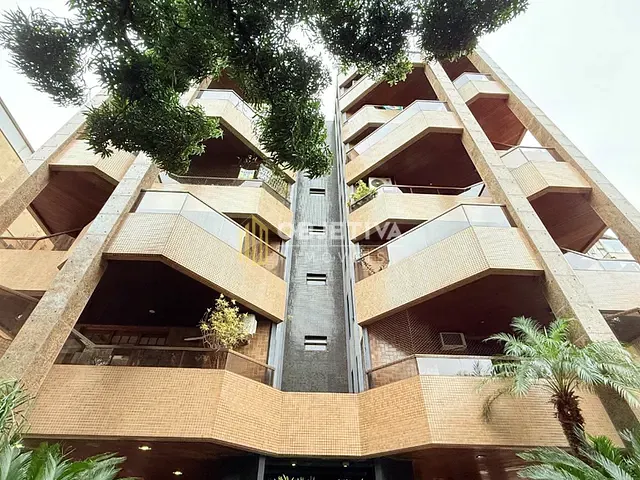 Apartamento 3 quartos e 7 banheiros, à venda, no bairro Petrópolis em Porto Alegre
