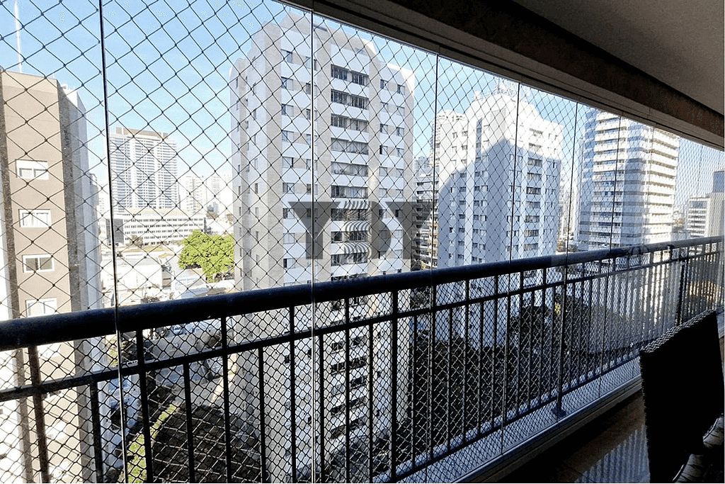 Apartamento à venda com 3 quartos, 95m² - Foto 30