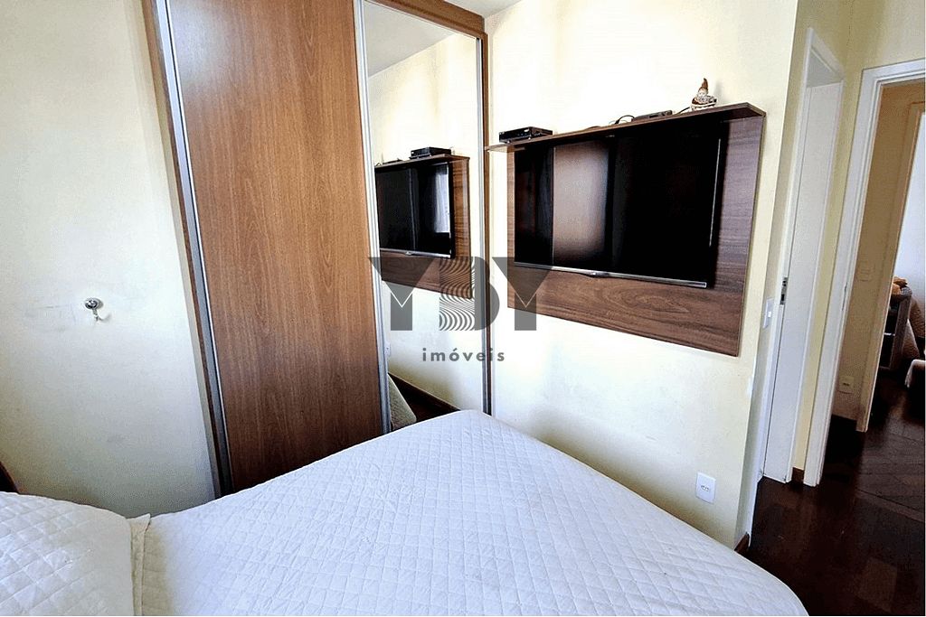 Apartamento à venda com 3 quartos, 95m² - Foto 3