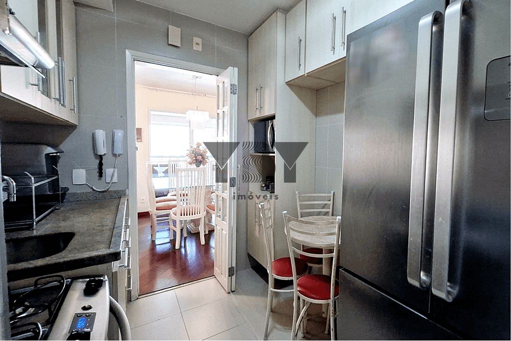 Apartamento à venda com 3 quartos, 95m² - Foto 8