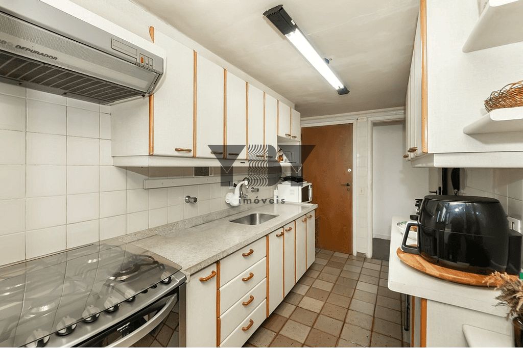 Cobertura à venda com 2 quartos, 204m² - Foto 22