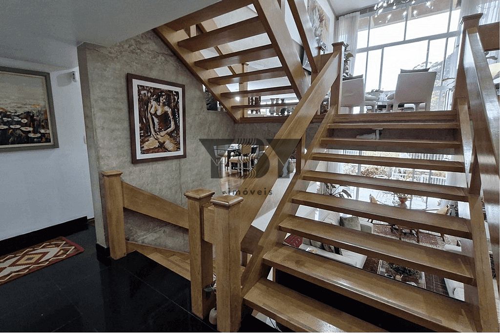 Casa à venda com 4 quartos, 290m² - Foto 28