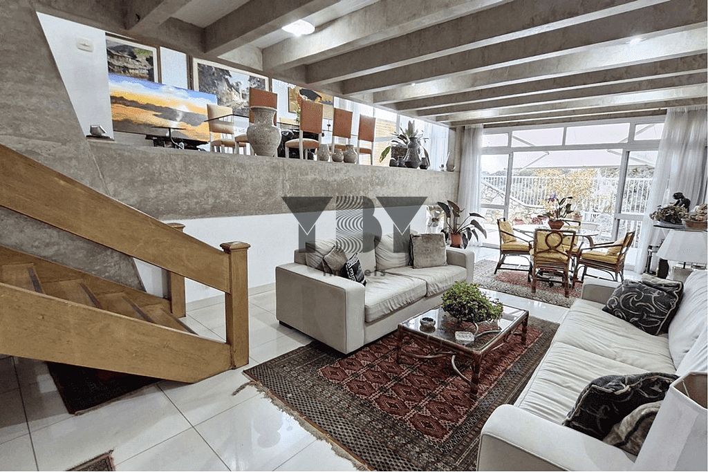 Casa à venda com 4 quartos, 290m² - Foto 8