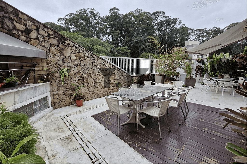 Casa à venda com 4 quartos, 290m² - Foto 11