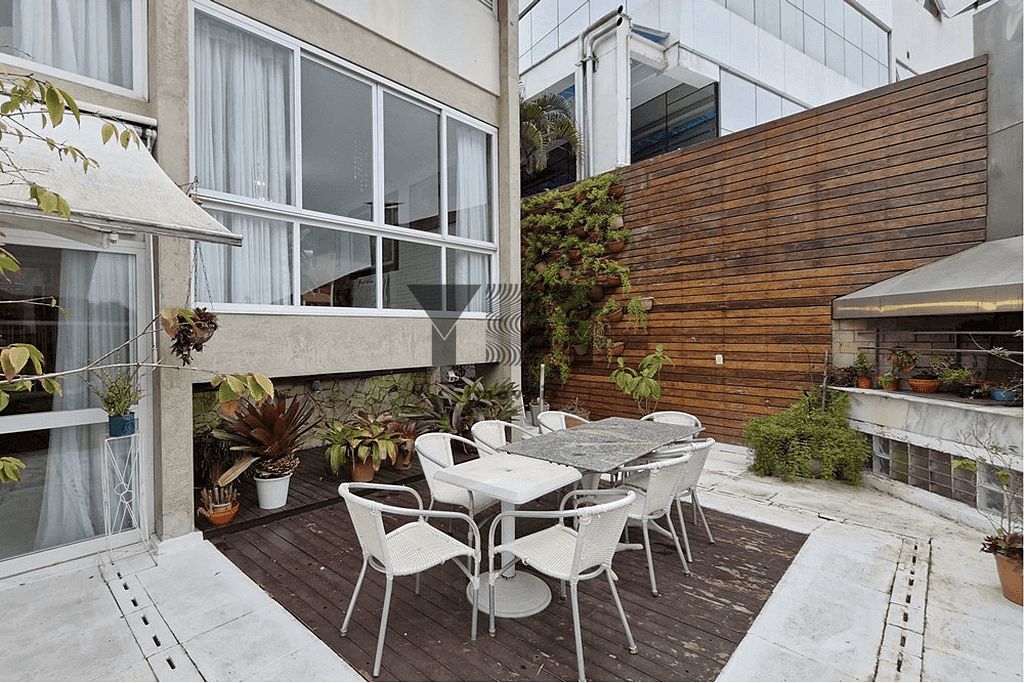 Casa à venda com 4 quartos, 290m² - Foto 13