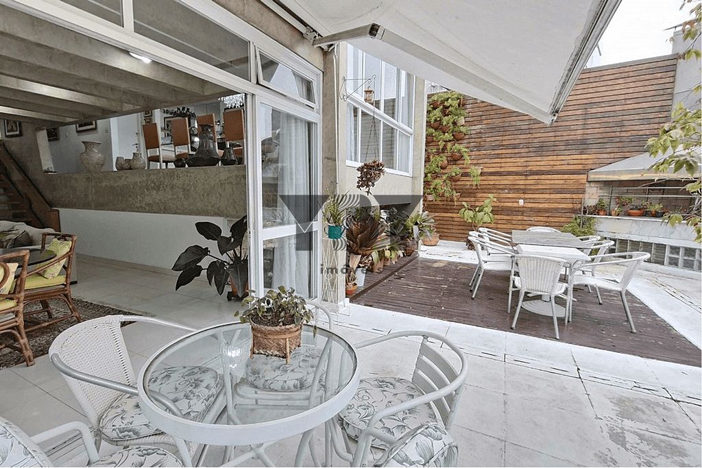 Casa à venda com 4 quartos, 290m² - Foto 16
