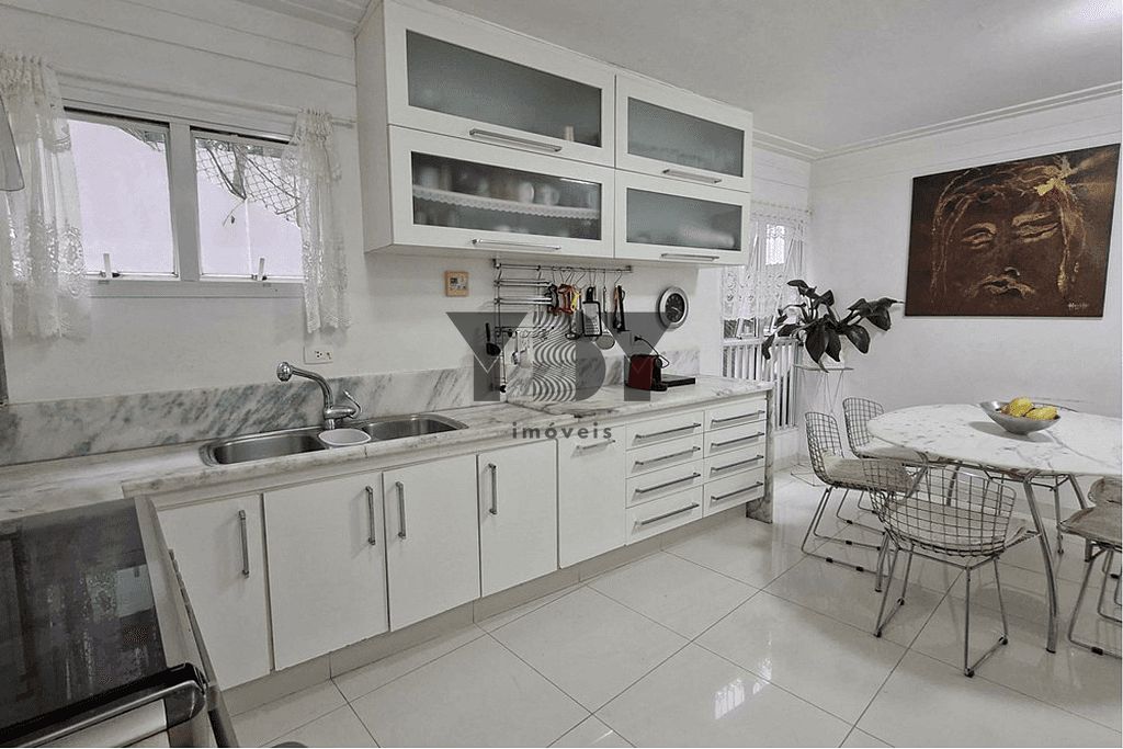 Casa à venda com 4 quartos, 290m² - Foto 22