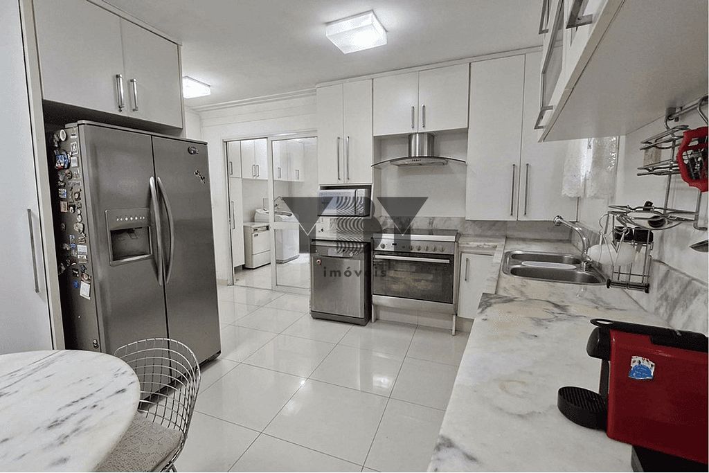 Casa à venda com 4 quartos, 290m² - Foto 23