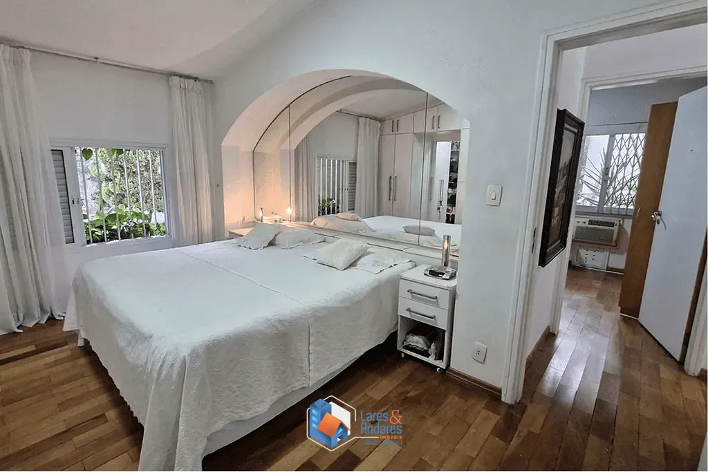 Casa, 4 quartos, 290 m² - Foto 44