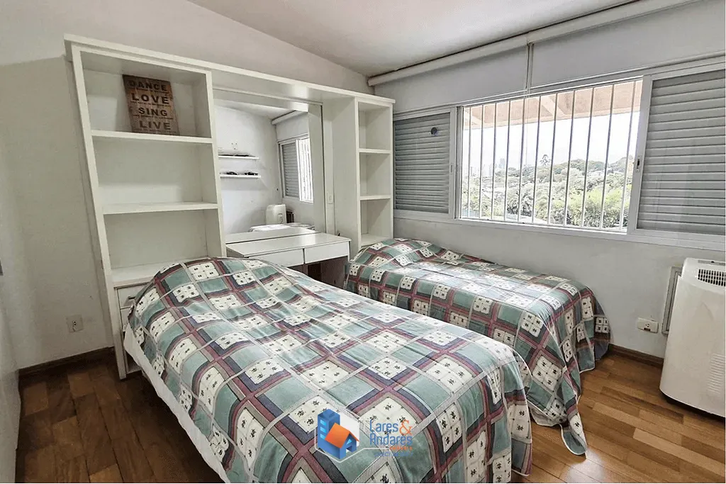 Casa, 4 quartos, 290 m² - Foto 3