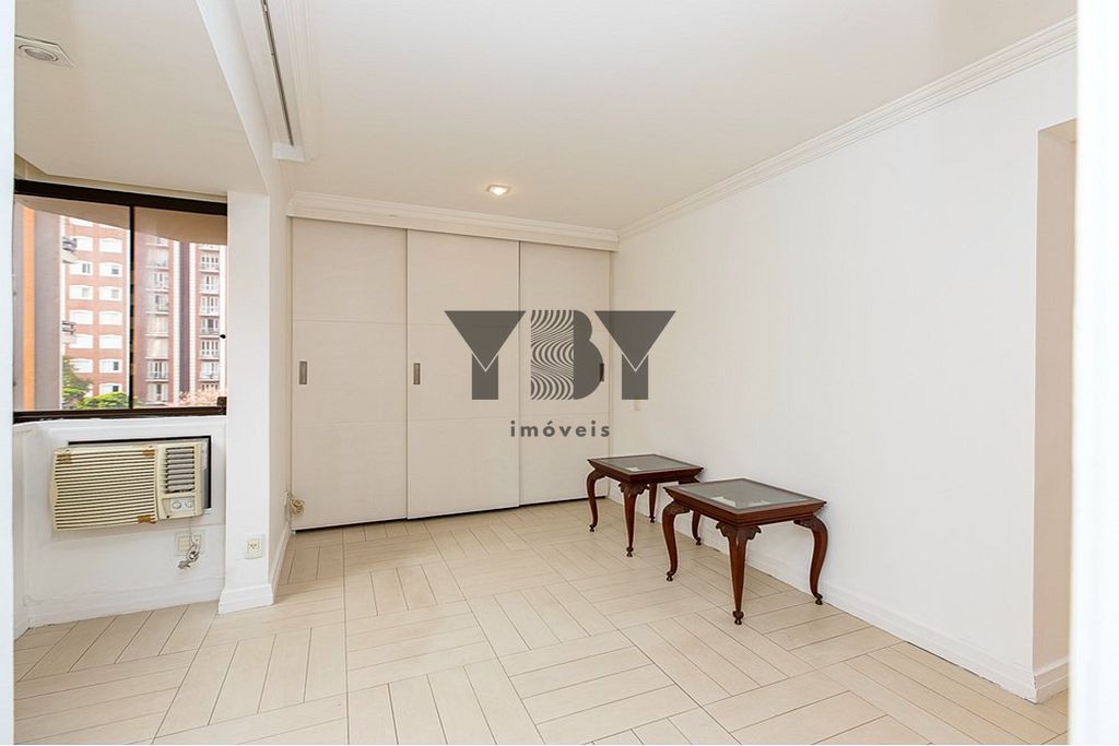 Apartamento à venda com 4 quartos, 155m² - Foto 2