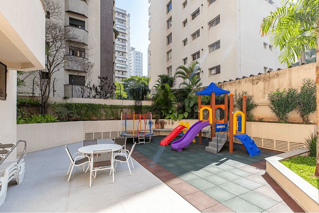 Apartamento à venda com 4 quartos, 155m² - Foto 21