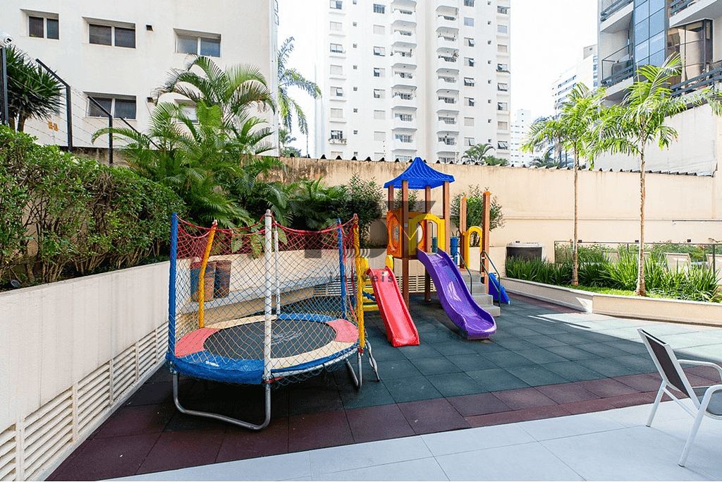 Apartamento à venda com 4 quartos, 155m² - Foto 23