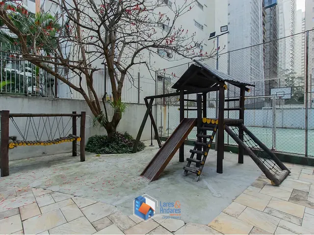 Cobertura / Penthouse 4 quartos e 3 banheiros, à venda, no bairro Campo Belo em São Paulo