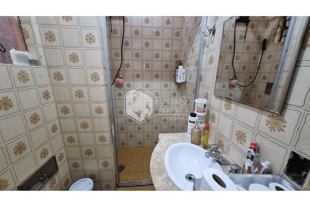 Casa à venda com 4 quartos, 172m² - Foto 2