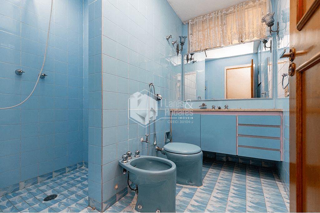 Apartamento à venda com 3 quartos, 254m² - Foto 9