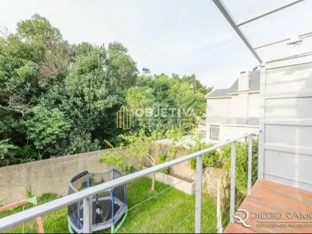 Casa 3 quartos e 3 banheiros, à venda, no bairro Teresópolis em Porto Alegre