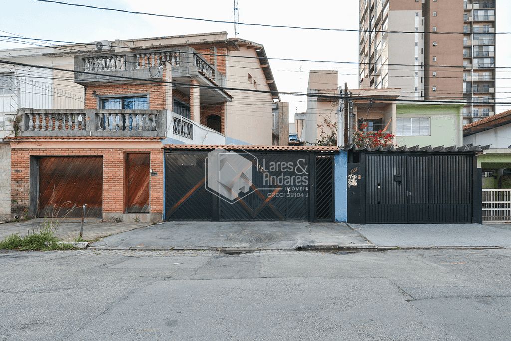 Casa à venda com 3 quartos, 250m² - Foto 1