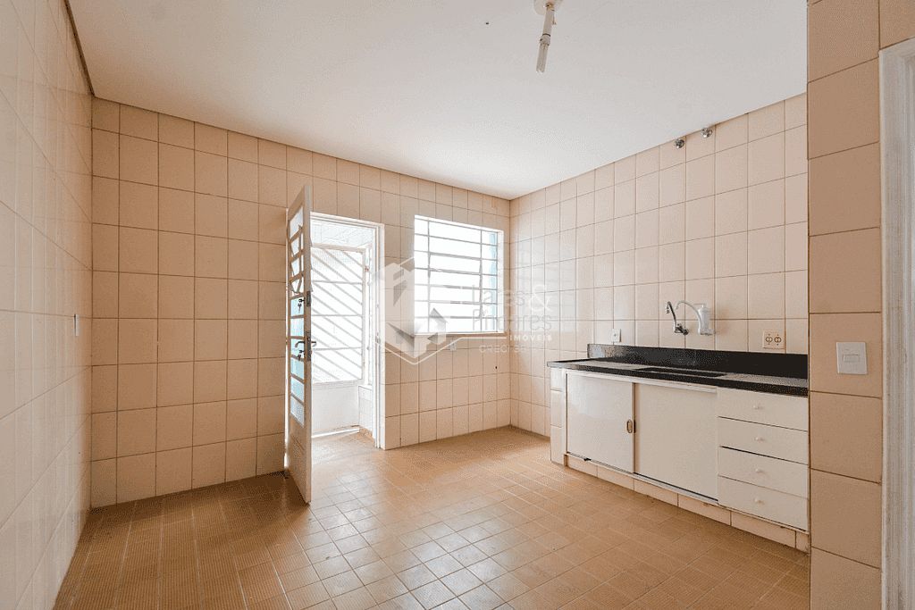 Casa à venda com 3 quartos, 250m² - Foto 43