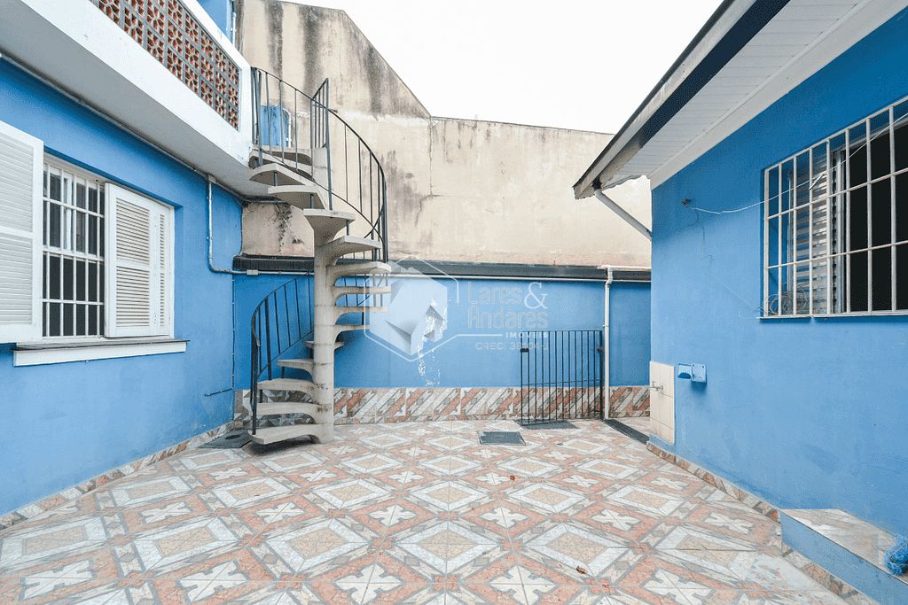 Casa à venda com 3 quartos, 250m² - Foto 8