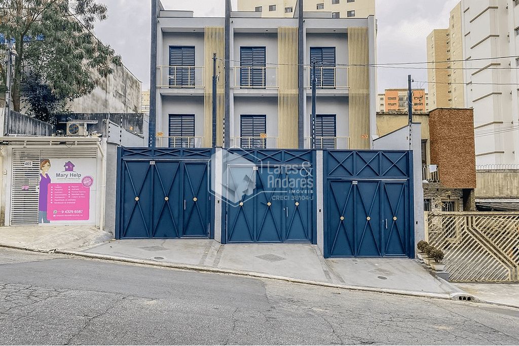 Casa à venda com 3 quartos, 166m² - Foto 1