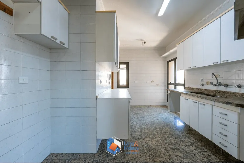 Apartamento, 4 quartos, 192 m² - Foto 2