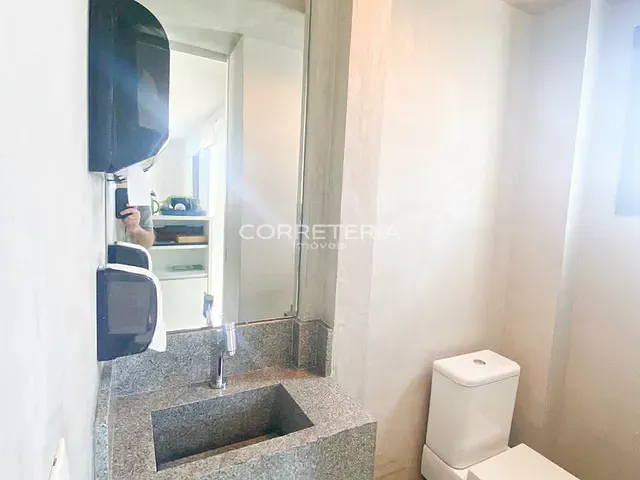 Sala à venda, no bairro Itaim Bibi em São Paulo
