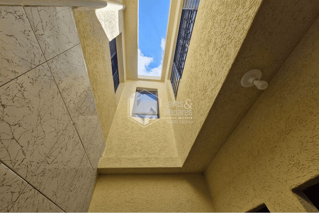 Casa à venda com 3 quartos, 154m² - Foto 11
