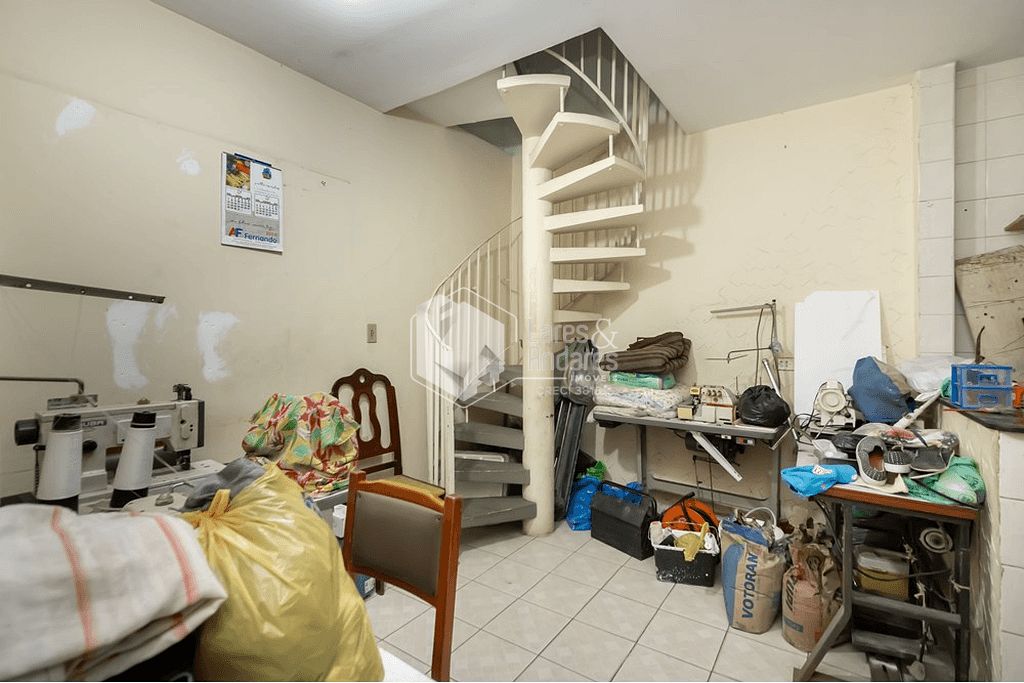 Casa à venda com 3 quartos, 154m² - Foto 9