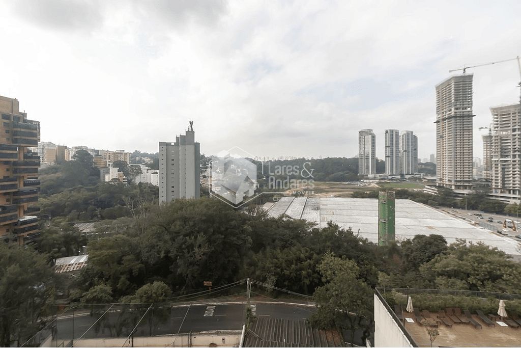 Apartamento à venda com 1 quarto, 70m² - Foto 27