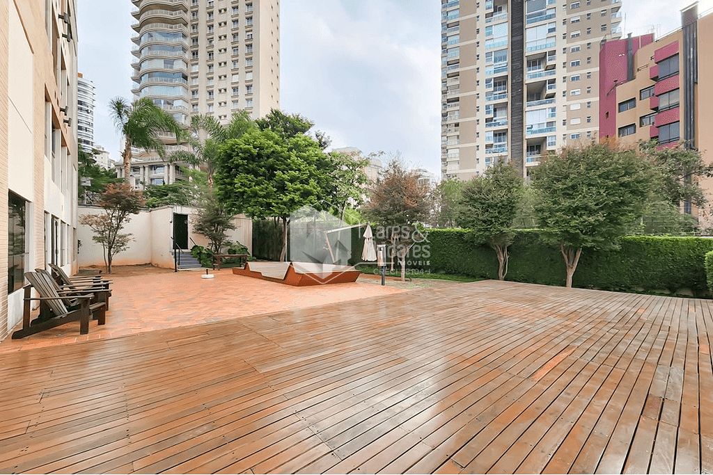 Apartamento à venda com 1 quarto, 70m² - Foto 11